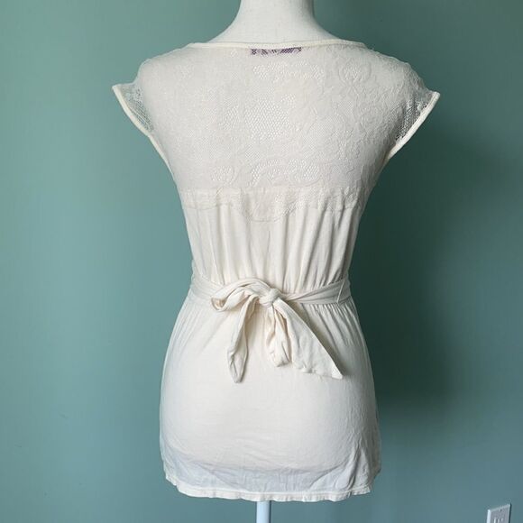 SMART Set Lace Yoke Top with Tie Size Small - Picture 3 of 3